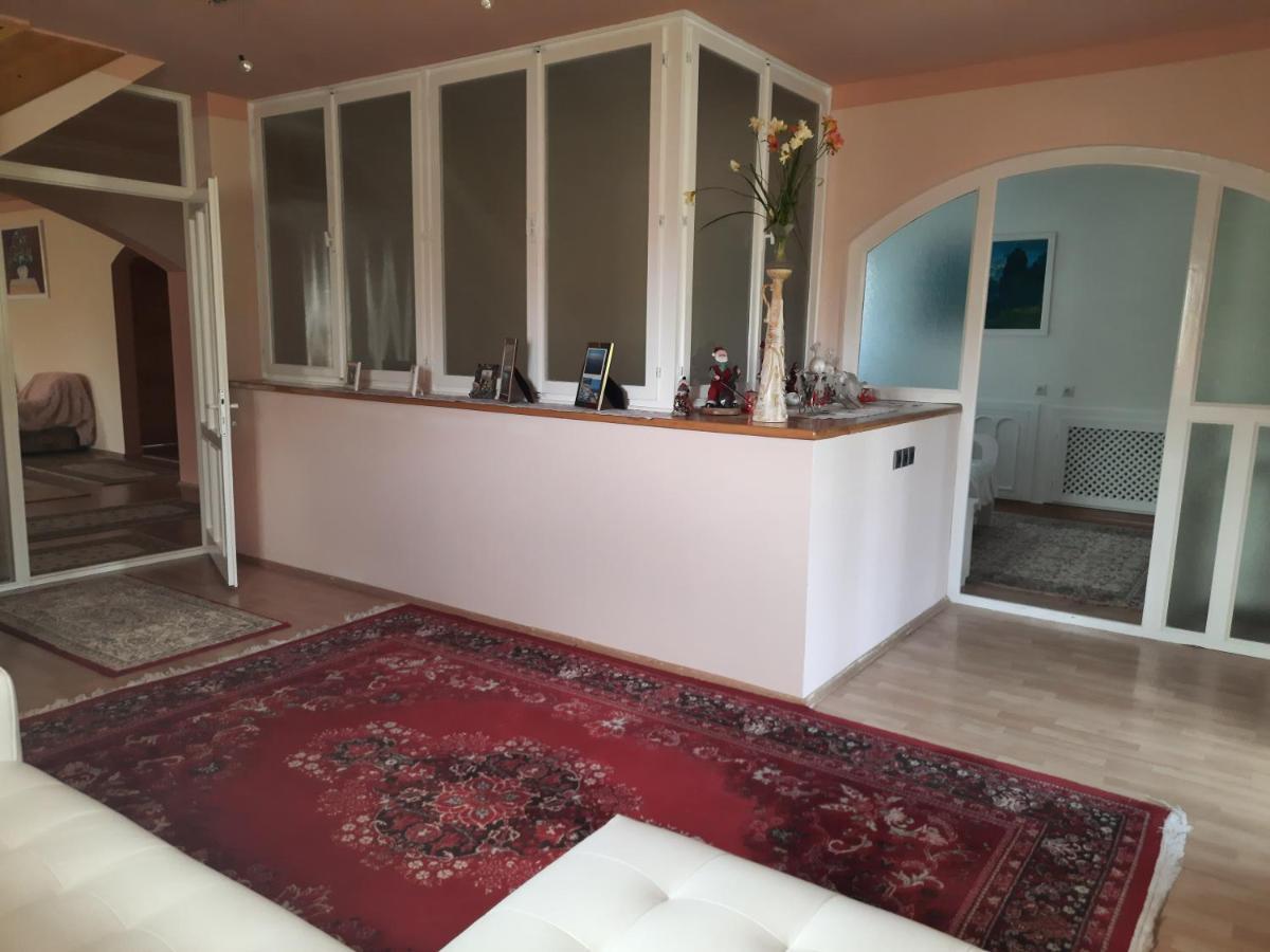 Antal Kulcsosház Gyimesfelsőlok Hotel Kültér fotó